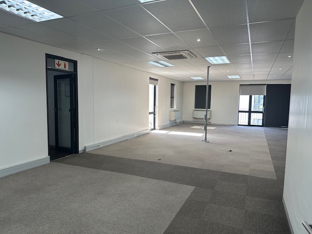 To Let Commercial Property for Rent in Jamestown Western Cape